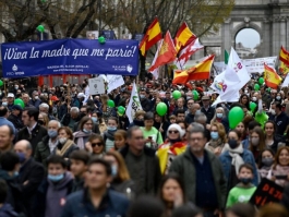Madride vyko tūkstantiniai protestai prieš abortus