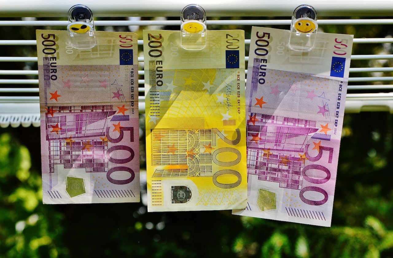 Ispanijoje pagauta nusikalstama grupuotė, kuri plovė pinigus iš Rusijos